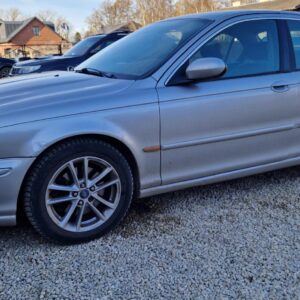 Jaguar X TYPE 2001a 2,5 144kw